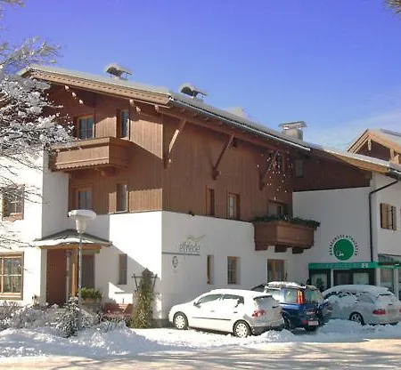 Gaestehaus Elfriede Pensjonat Mayrhofen