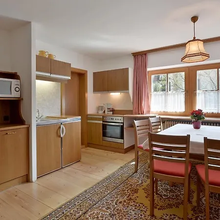 Gaestehaus Elfriede Майрхофен